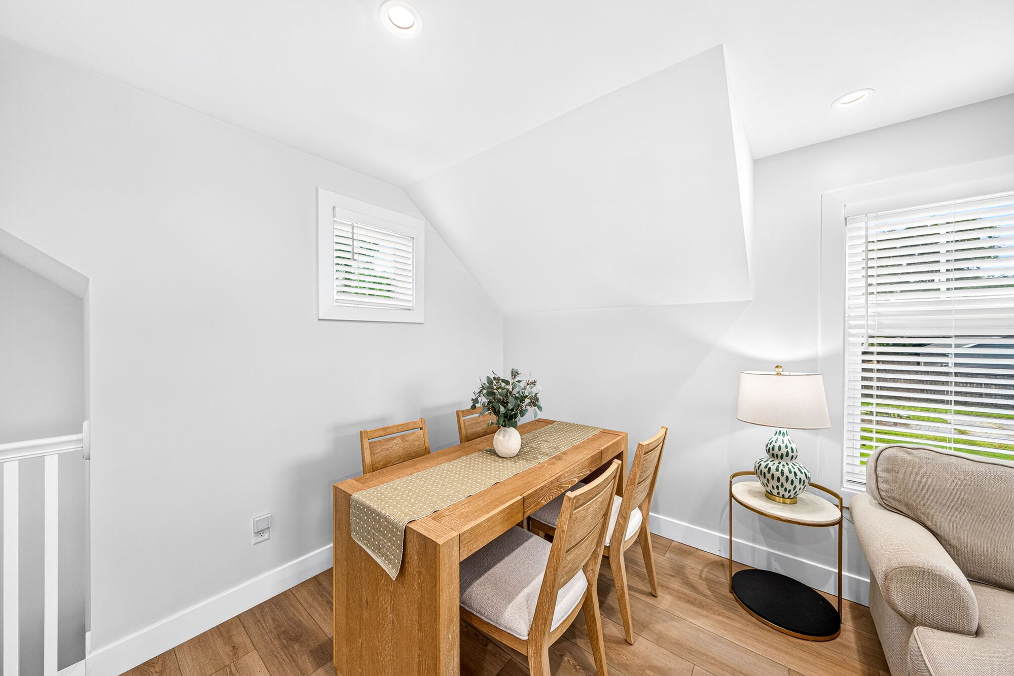 Carriage House 8